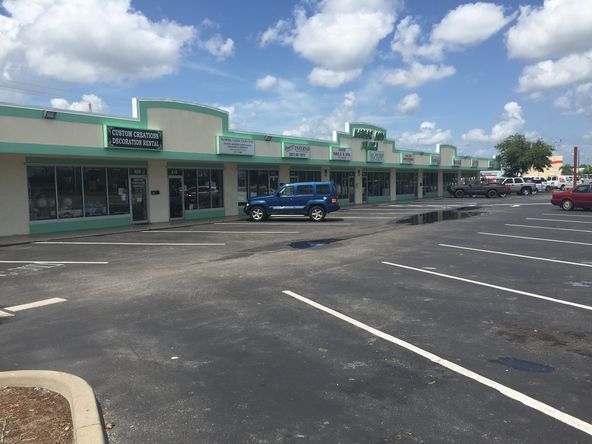 Harbor City Plaza: 404 - 426 N Harbor City Blvd, Melbourne, FL 32935